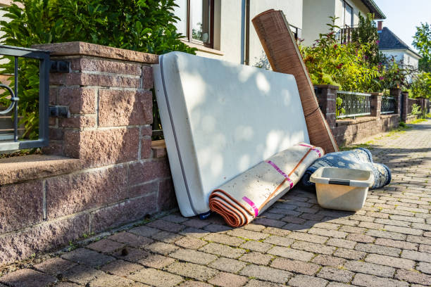 Best Office Junk Removal  in Bath, MI